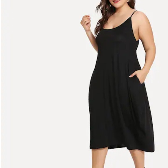 Pocketed cami dress - Picture 2 of 3